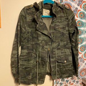 Camo Jacket - Perfect for Fall! - hoodie